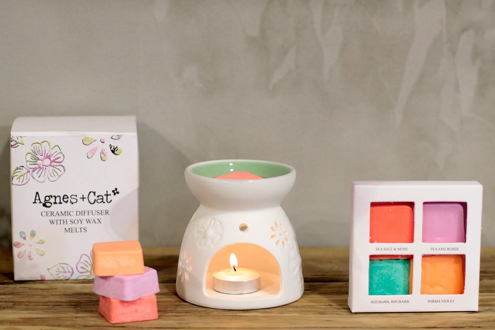 Wax Melter with Four Soy Wax Melts - Image 21